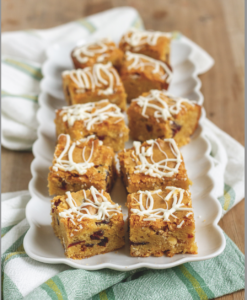 Farmhouse Christmas: Recipes and Crafts for a Cozy Homemade