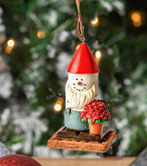 S'mores Original Ornament Gnome With Poinsettia